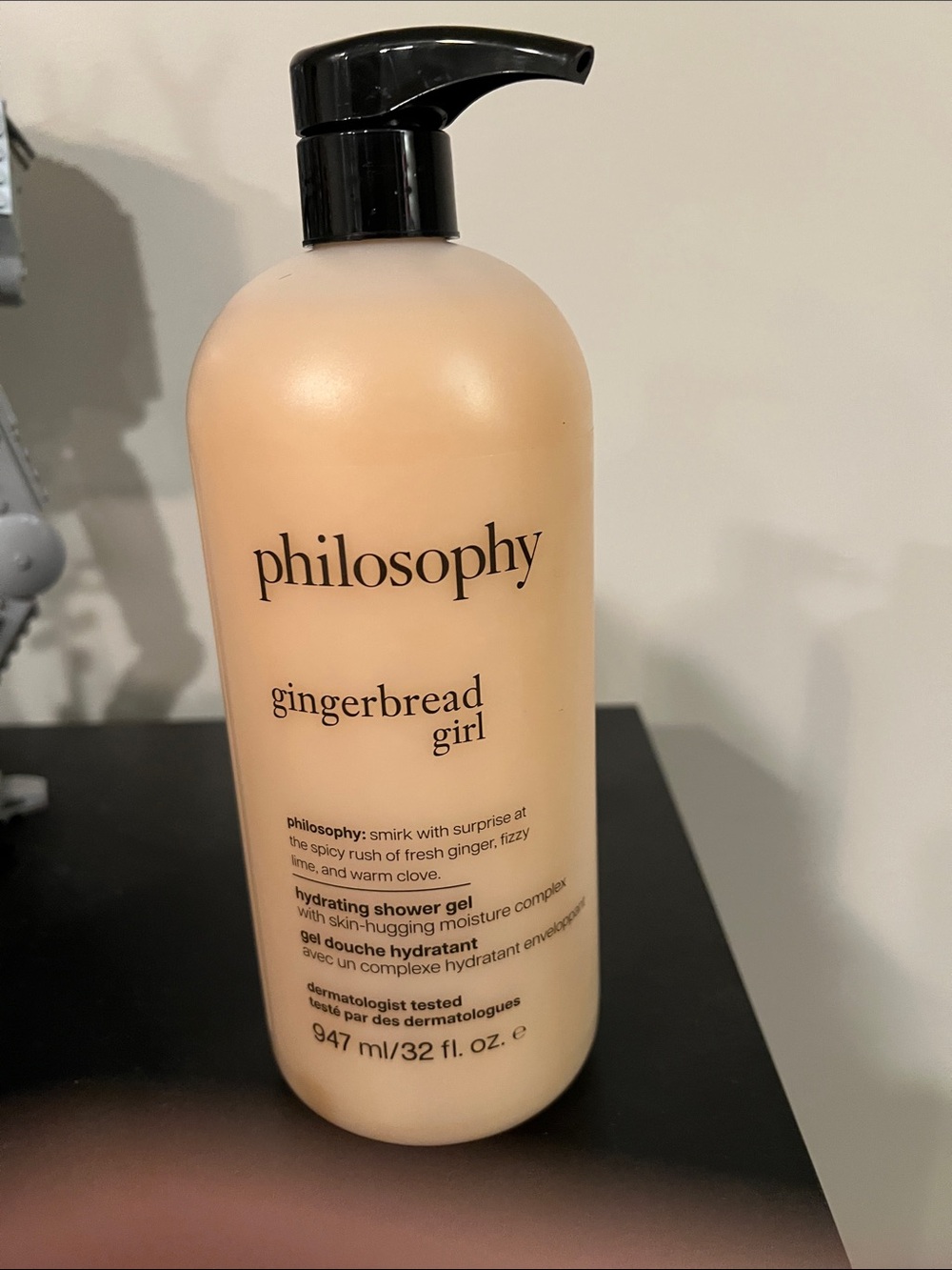 New philosophy Gingerbread Girl Body Wash - Cream with Black Pump